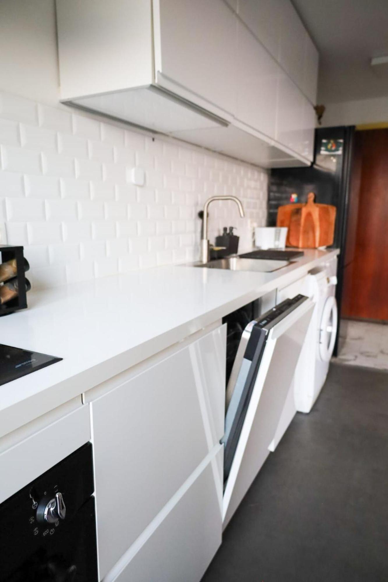 Furnished - Bright, Modern Apartment In Brussels, 15 Minutes Walk From The Atomium Exterior photo